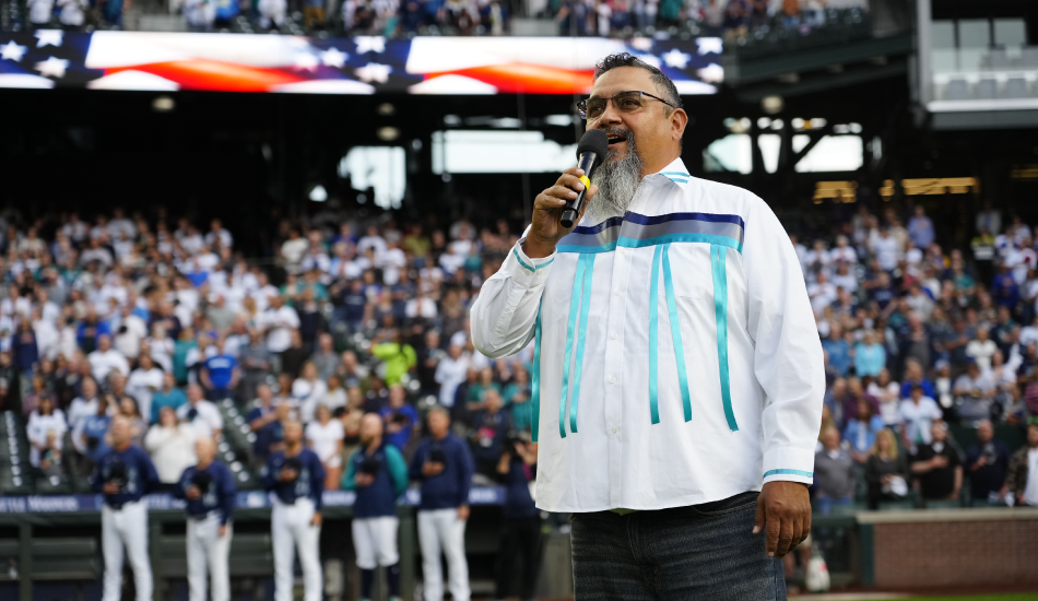 Dan Sandstrom singing National Anthem